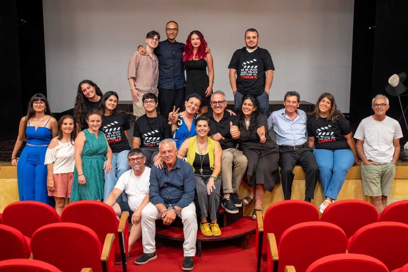 Santa Teresa di Riva, il cinema dei giovani protagonista al Teatro Val d’Agrò: una serata tra cortometraggi, miti siciliani e nuovi progetti
